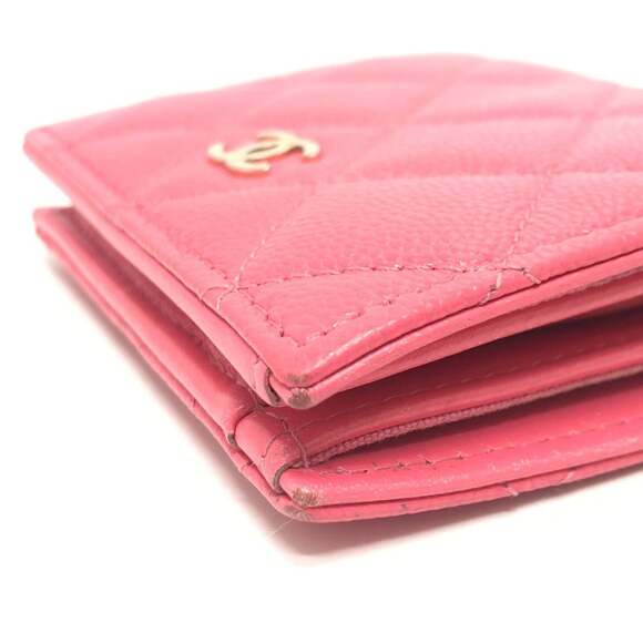 CHANEL Authentic Pink Caviar Leather Wallet